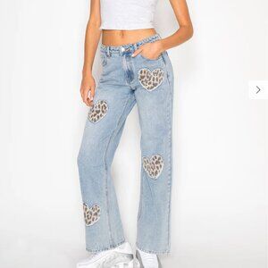 Cali 1850 Leopard Heart Patched Low Rise Baggy Jeans - Light Wash- Size 27